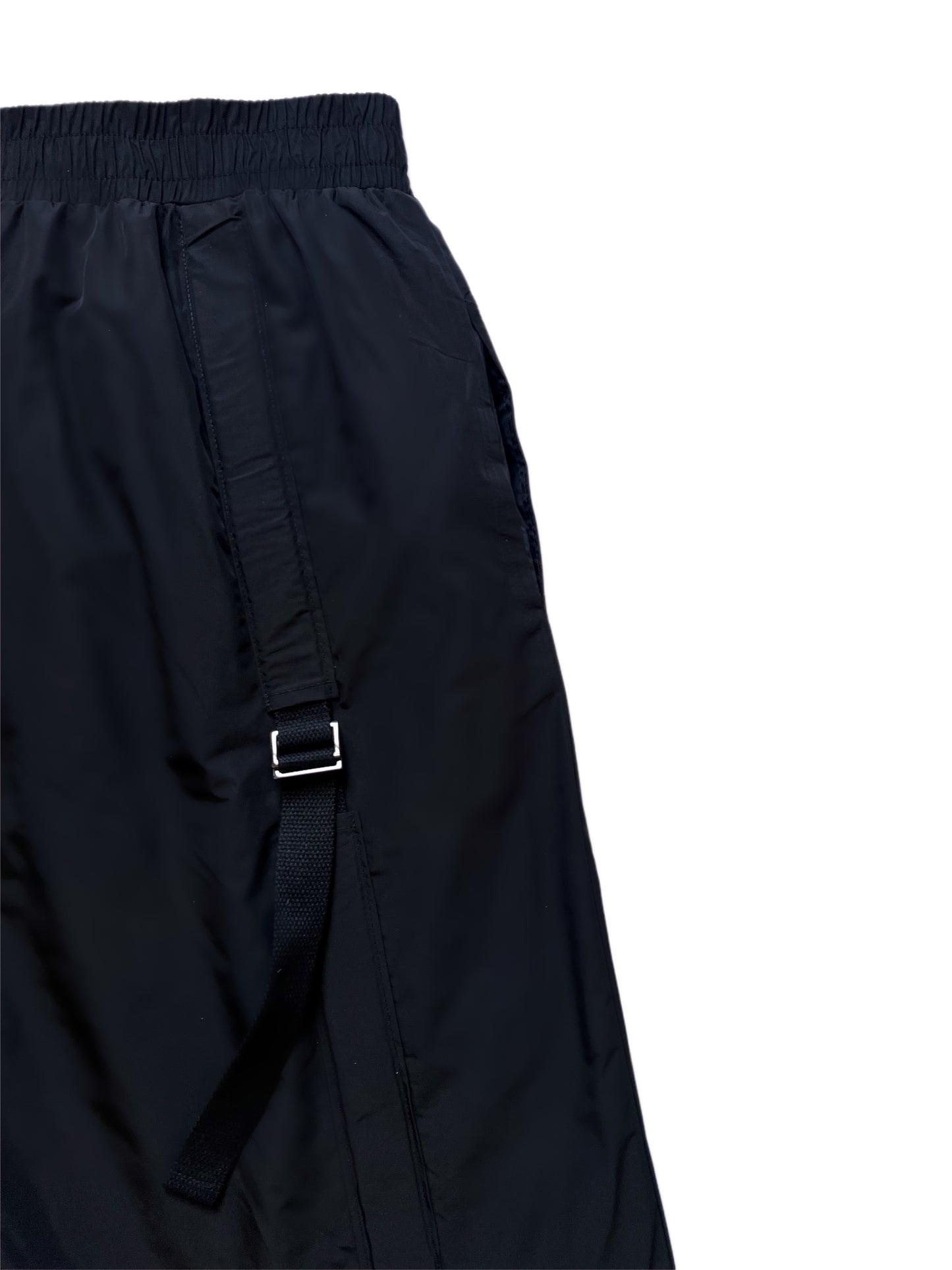 NAIM SHORTS